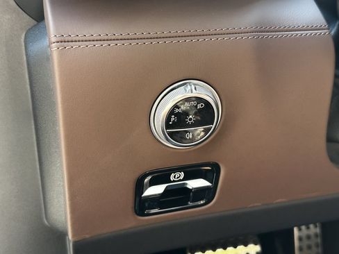 Certified 2024 Mercedes-Benz SL 55 AMG 4MATIC w/ Manufactur Interior Package image 33