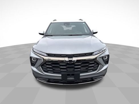 New 2026 Chevrolet TrailBlazer ACTIV w/ Driver Confidence Package image 2