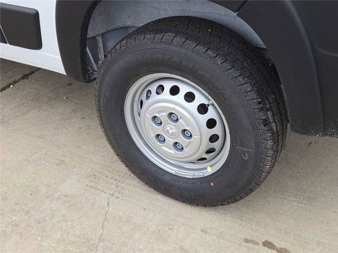 New 2026 RAM ProMaster 2500 image 15