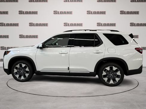 New 2026 Honda Pilot Elite image 2