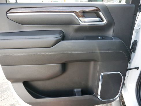 Used 2024 GMC Sierra 2500 SLE image 14