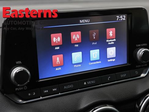 Used 2023 Nissan Sentra S FWD image 18