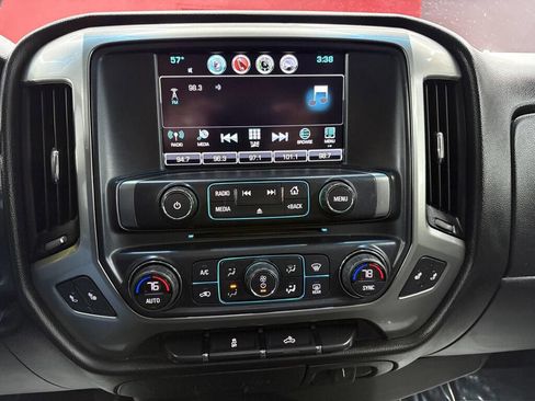 Used 2018 Chevrolet Silverado 1500 LT w/ All Star Edition image 15