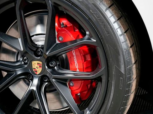 New 2026 Porsche Macan GTS image 41