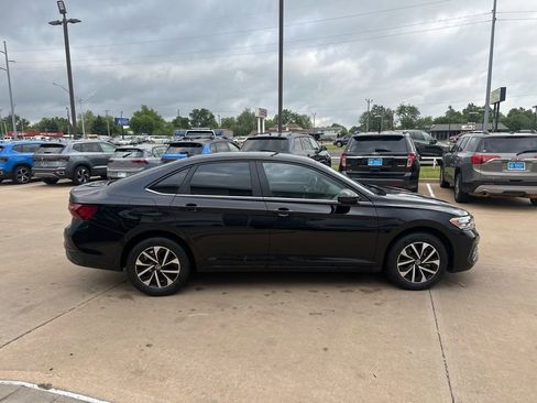 Used 2023 Volkswagen Jetta S FWD image 4