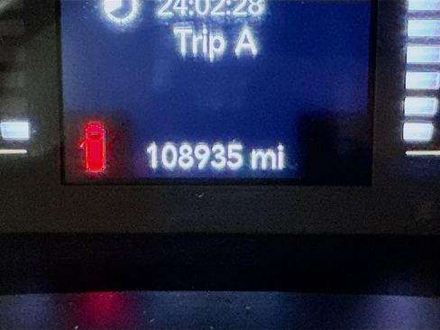 Used 2019 Jeep Cherokee Latitude Plus w/ Cold Weather Group image 15