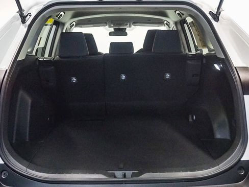 Used 2025 Toyota RAV4 LE image 27