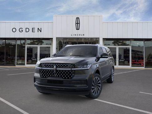 New 2025 Lincoln Navigator L Black Label image 2