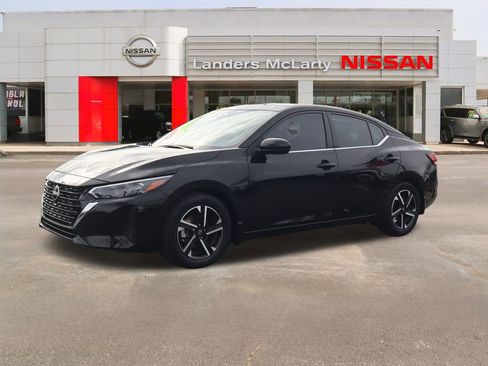 Used 2025 Nissan Sentra SV w/ Trunk Package image 7