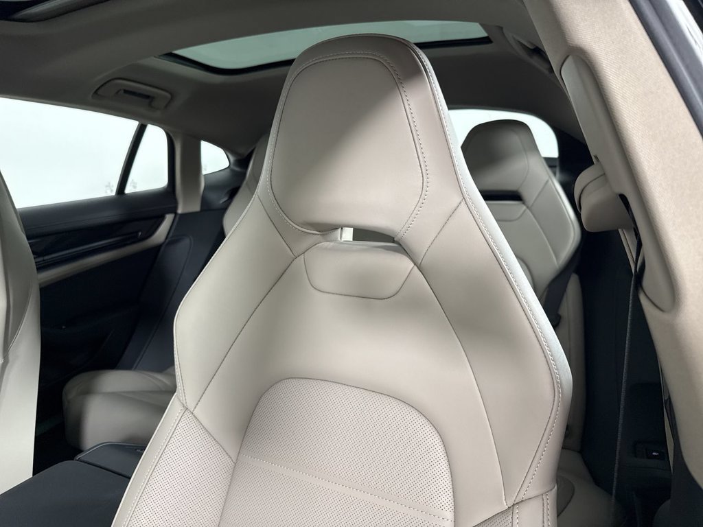 New 2026 Porsche Panamera 4 AWD/4WD image 40