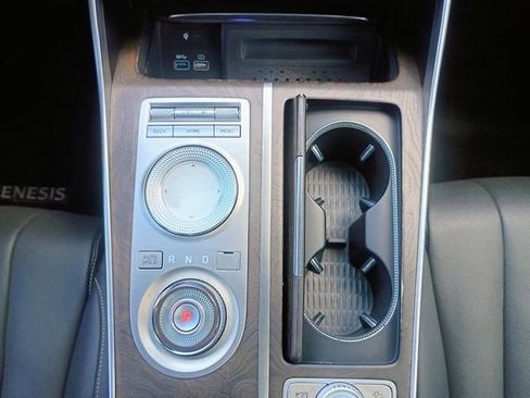 Used 2021 Genesis GV80 3.5T image 40