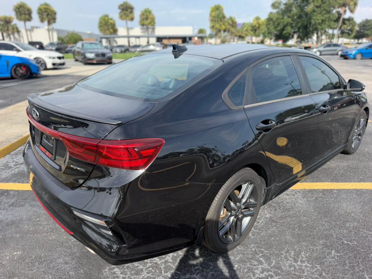 Used 2020 Kia Forte GT-Line FWD image 9