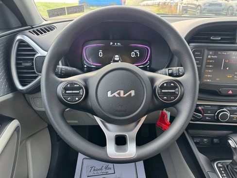Certified 2024 Kia Soul LX FWD image 15