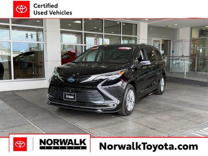 Certified 2024 Toyota Sienna Platinum w/ Protection Package (TMS)