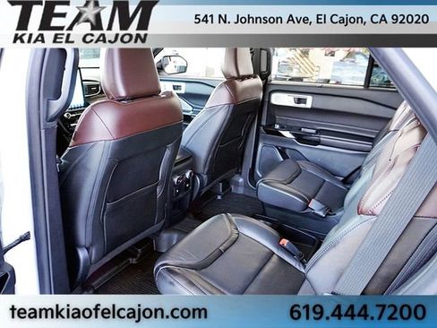 Used 2021 Ford Explorer Platinum w/ Equipment Group 601A AWD/4WD image 20