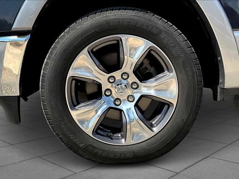 Used 2020 RAM 1500 Laramie image 10