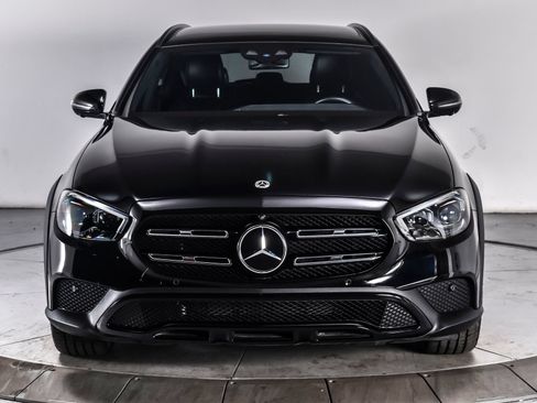 Used 2023 Mercedes-Benz E 450 4MATIC All-Terrain Wagon w/ Premium Package image 8