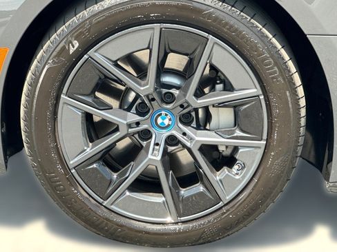 Used 2023 BMW i4 eDrive35 w/ Premium Package RWD image 12
