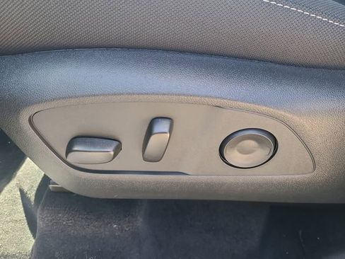 New 2026 Chevrolet Traverse LT image 24