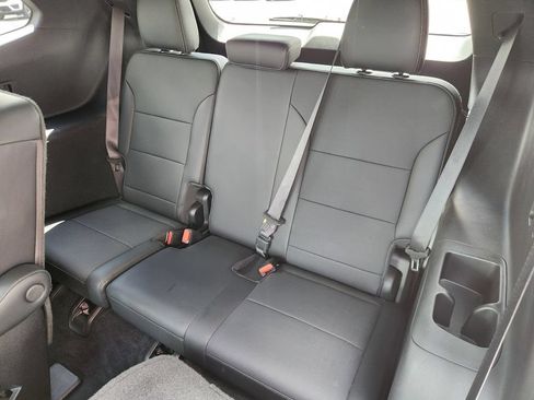 Used 2026 Buick Enclave Preferred AWD/4WD image 18