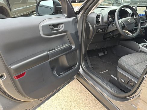 Used 2023 Ford Bronco Sport Big Bend w/ Convenience Package AWD/4WD image 6
