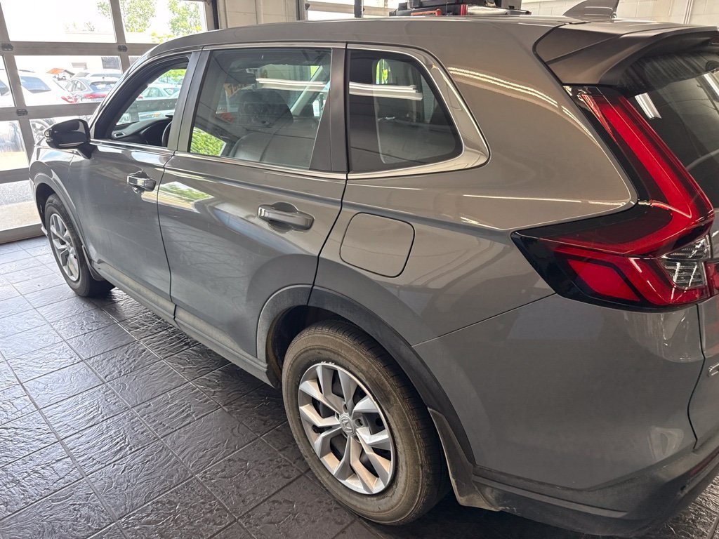 Used 2024 Honda CR-V LX image 7
