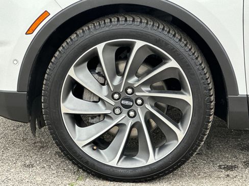 Used 2022 Lincoln Nautilus Reserve w/ Equipment Group 202A image 26