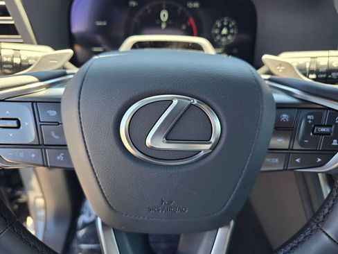 Used 2026 Lexus GX 550 w/ Accessory Package (31) AWD/4WD image 26
