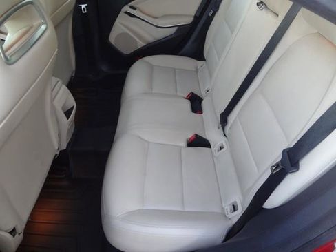 Used 2014 Mercedes-Benz CLA 250 4MATIC image 13