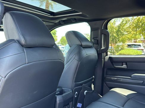 Used 2024 Toyota Tacoma TRD Sport image 30