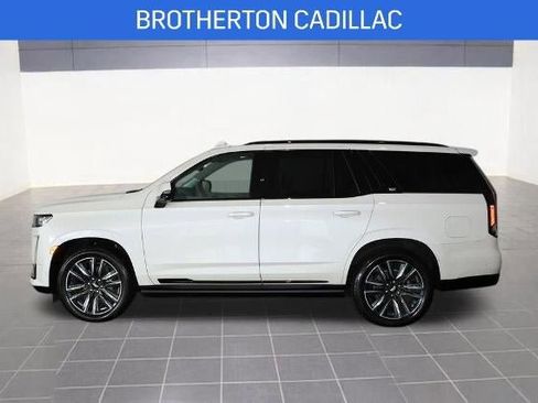 Certified 2024 Cadillac Escalade Sport Platinum w/ Heavy-Duty Trailer Package image 2