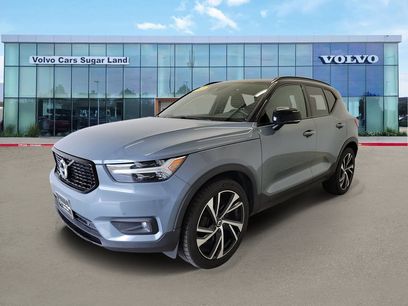 Used 2021 Volvo XC40 T4 R-Design w/ Climate Package