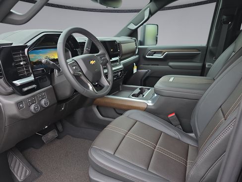 New 2026 Chevrolet Silverado 3500 High Country w/ Technology Package AWD/4WD image 19
