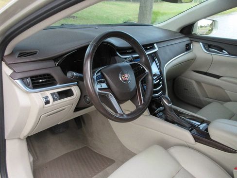 Used 2014 Cadillac XTS image 10