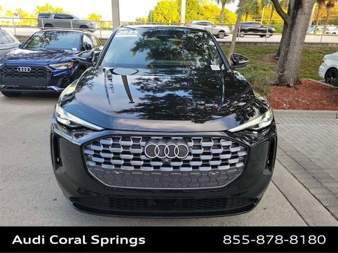 Certified 2025 Audi Q5 Premium w/ Convenience Package image 3