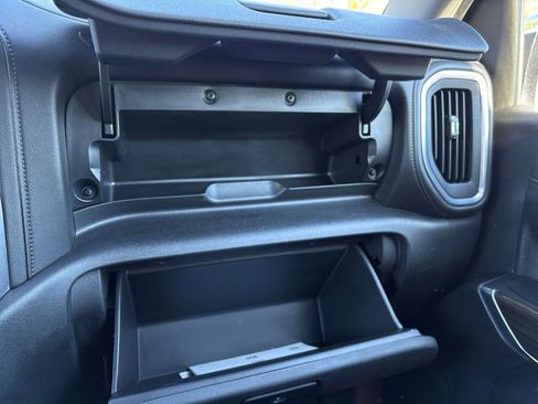 Used 2022 Chevrolet Silverado 1500 LT image 8