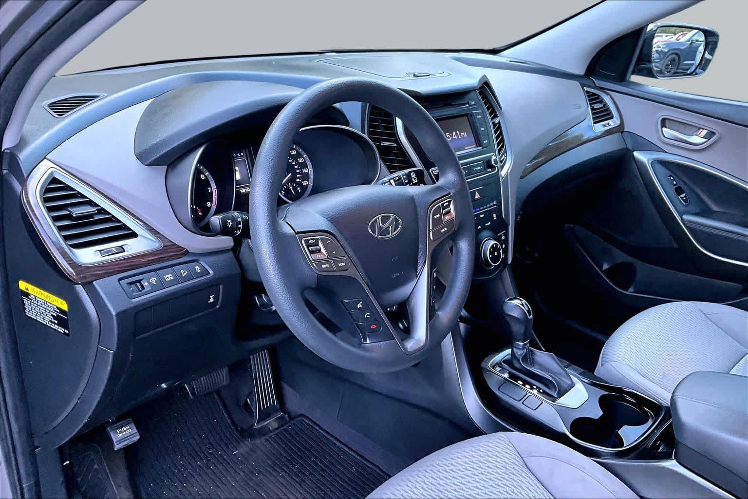 Used 2018 Hyundai Santa Fe Sport AWD/4WD image 16