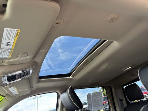 Used 2019 RAM 3500 Laramie AWD/4WD image 32