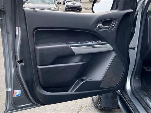 Used 2021 Chevrolet Colorado ZR2 image 24