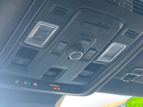 Certified 2024 Cadillac Escalade ESV Premium Luxury Platinum image 25