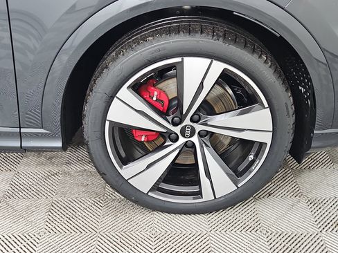 New 2026 Audi SQ5 Premium Plus image 10