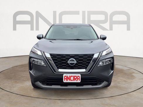 Used 2023 Nissan Rogue SV FWD image 8