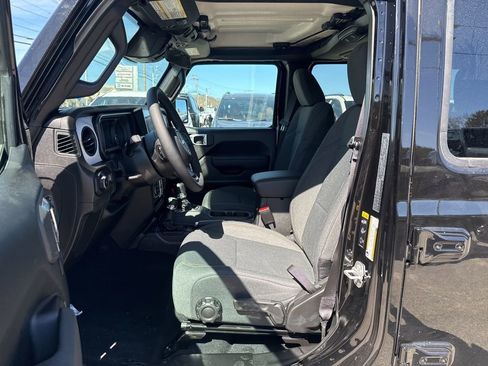New 2026 Jeep Wrangler Unlimited Sport AWD/4WD image 17