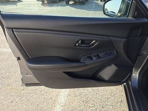 Used 2024 Nissan Sentra S FWD image 7
