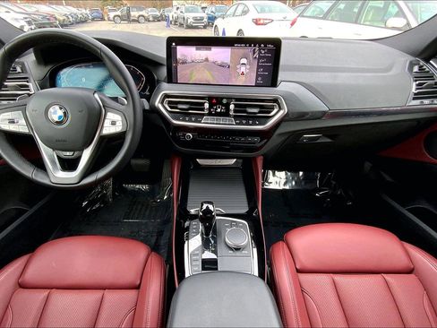 Used 2023 BMW X4 xDrive30i w/ Premium Package image 13