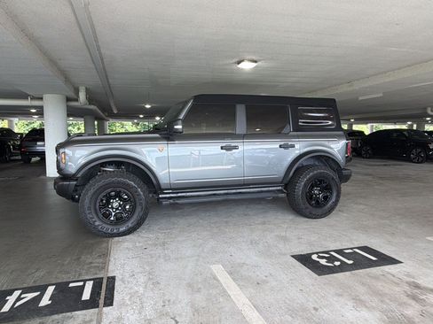 Used 2022 Ford Bronco Badlands AWD/4WD image 2