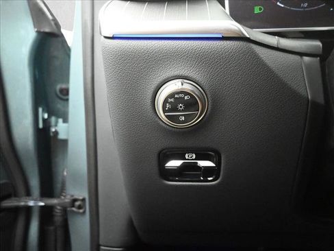 New 2026 Mercedes-Benz GLC 300 4MATIC image 18