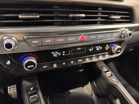 Certified 2022 Kia Telluride SX w/ Nightfall Edition Package image 8