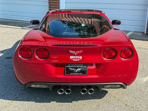 Used 2008 Chevrolet Corvette Coupe w/ Z51 Performance Package RWD image 40
