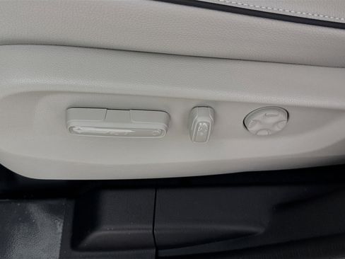 New 2026 Honda Odyssey Touring image 24